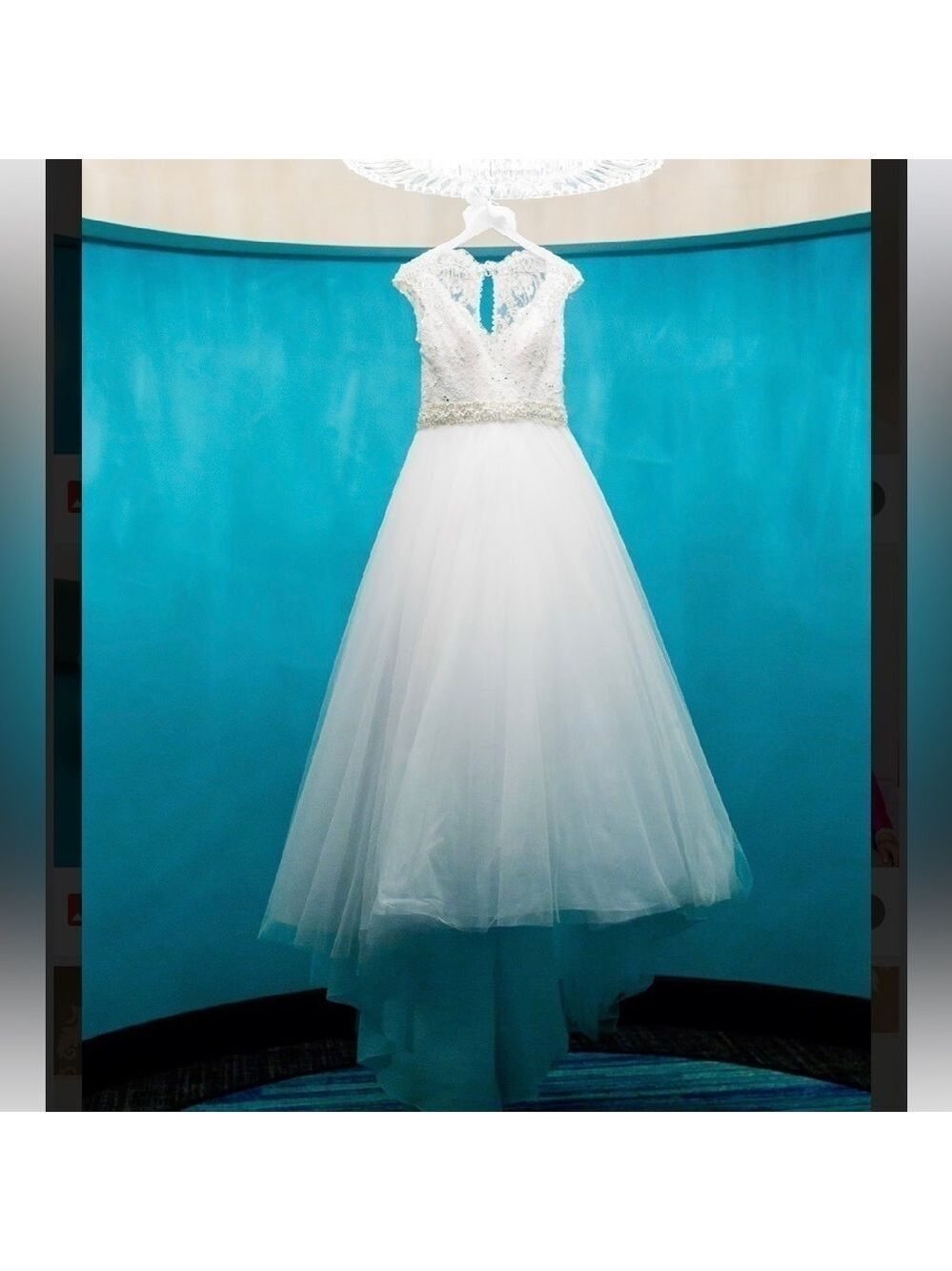WEDDING dress